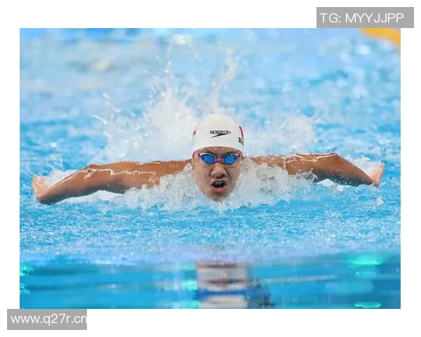 蝶泳技术提升与训练策略解析：从基础动作到竞赛表现全方位剖析